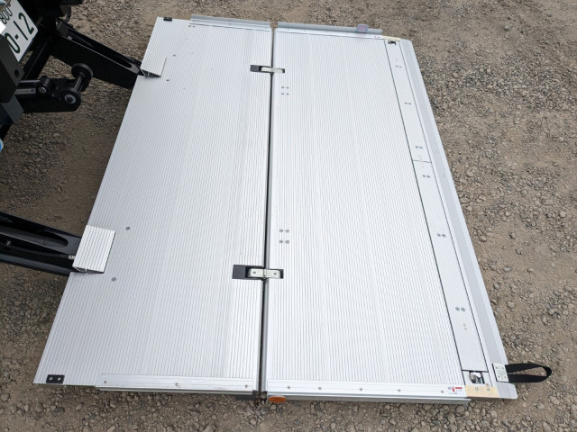 三菱ふそう ファイター 中型 冷蔵冷凍バン 2KG-FK65F(100688) 9枚目