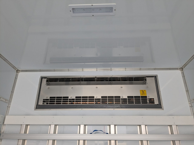 三菱ふそう ファイター 中型 冷蔵冷凍バン 2KG-FK65F(100688) 16枚目