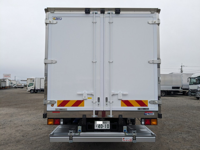 三菱ふそう ファイター 中型 冷蔵冷凍バン 2KG-FK65F(100689) 5枚目