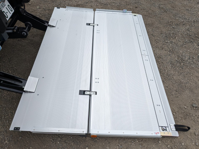 三菱ふそう ファイター 中型 冷蔵冷凍バン 2KG-FK65F(100689) 9枚目