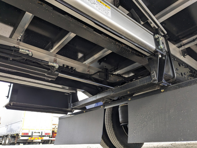 三菱ふそう ファイター 中型 冷蔵冷凍バン 2KG-FK65F(100688) 32枚目