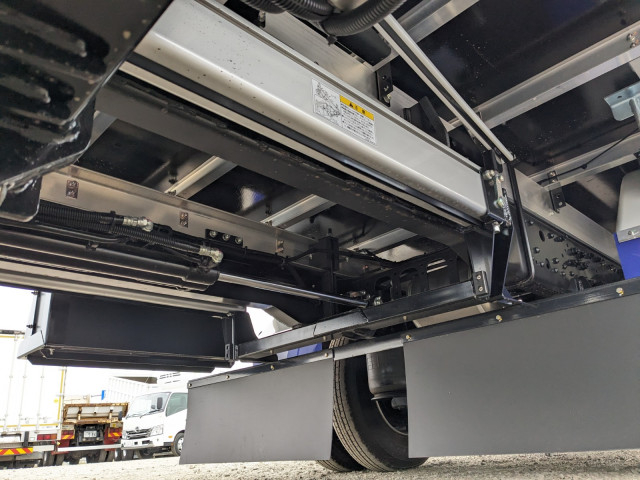 三菱ふそう ファイター 中型 冷蔵冷凍バン 2KG-FK65F(100689) 32枚目