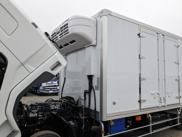 三菱ふそう ファイター 中型 冷蔵冷凍バン 2KG-FK65F(100689) 45枚目