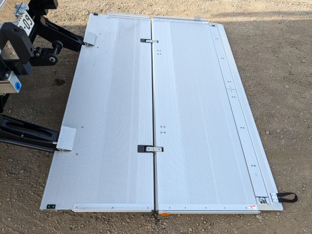 三菱ふそう ファイター 中型 冷蔵冷凍バン 2KG-FK65F(100692) 11枚目