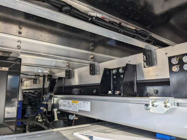 三菱ふそう ファイター 中型 冷蔵冷凍バン 2KG-FK65F(100692) 24枚目