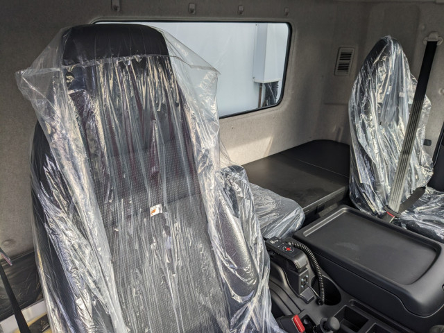 三菱ふそう ファイター 中型 冷蔵冷凍バン 2KG-FK65F(100692) 38枚目