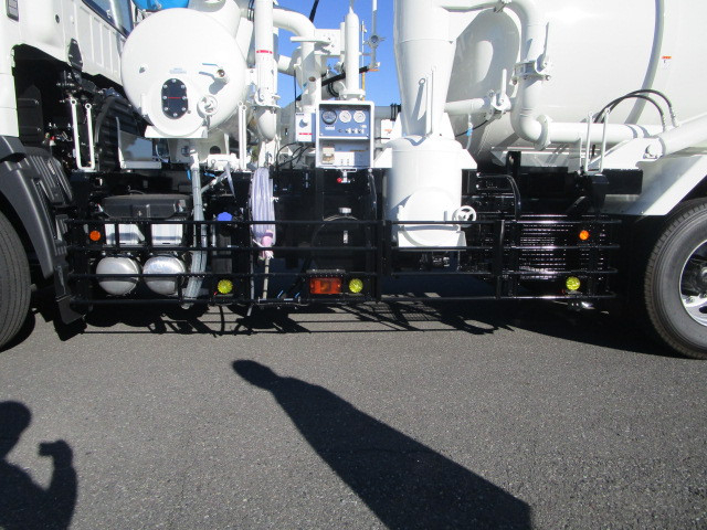 日野 プロフィア 大型 バキュームカー/糞尿車 2DG-FS1AJE(100695) 32枚目