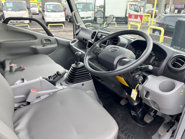 トヨタ ダイナ 小型 平ボディ 2DG-XZC675(100741) 13枚目