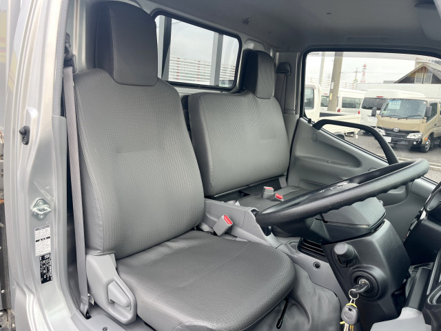 トヨタ ダイナ 小型 平ボディ 2DG-XZC675(100741) 14枚目