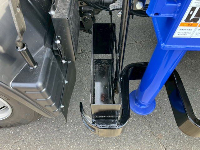 三菱ふそう キャンター 小型 平ボディ（クレーン付） 2PG-FEB80(100740) 41枚目