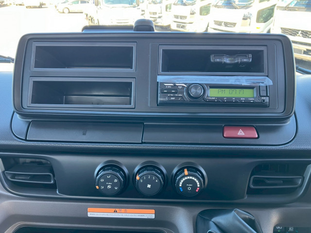 三菱ふそう キャンター 小型 平ボディ（クレーン付） 2PG-FEB90(100742) 38枚目