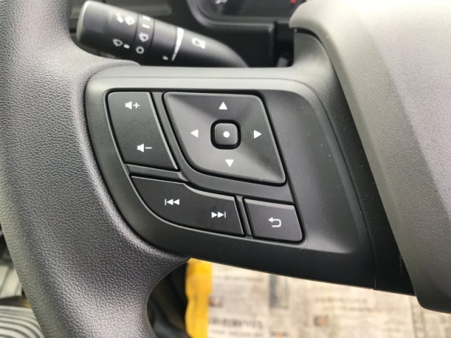 いすゞ フォワード 中型 コンテナ専用車 2RG-FRR90S4(100744) 16枚目