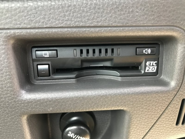 いすゞ フォワード 中型 コンテナ専用車 2RG-FRR90S4(100744) 21枚目