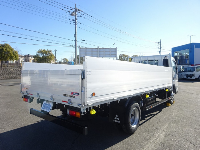 Mitsubishi Fuso canter Small Flat body 2PG-FEB80(100746) 2枚目