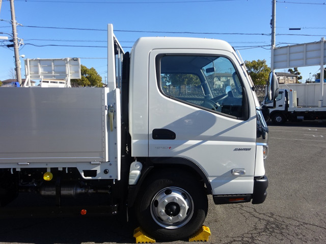 Mitsubishi Fuso canter Small Flat body 2PG-FEB80(100746) 21枚目