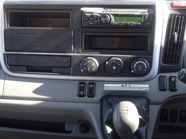 Mitsubishi Fuso canter Small Flat body 2PG-FEB80(100746) 36枚目
