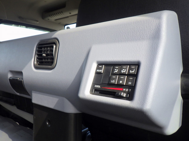 三菱ふそう キャンター 小型 Wキャブ 2RG-FEB50(100748) 27枚目