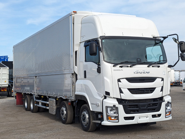 いすゞ ギガ 大型 ウィング 2PG-CYJ77D(100750) 3枚目