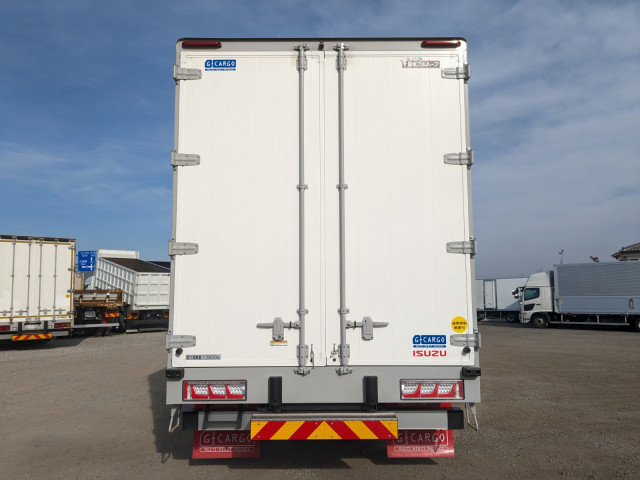 いすゞ ギガ 大型 ウィング 2PG-CYJ77D(100750) 6枚目