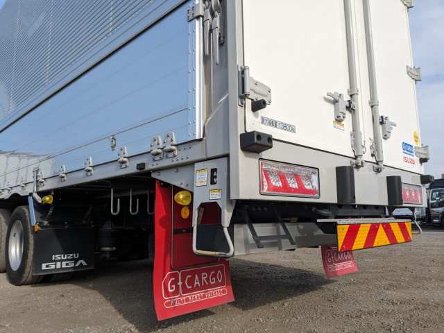 いすゞ ギガ 大型 ウィング 2PG-CYJ77D(100750) 8枚目