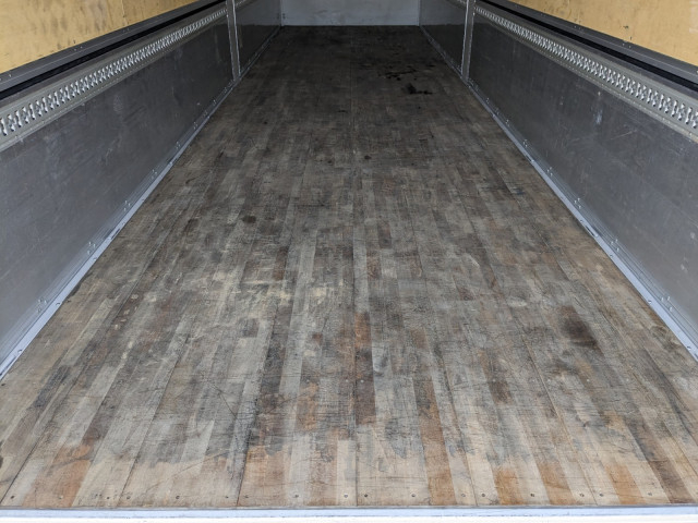 いすゞ ギガ 大型 ウィング 2PG-CYJ77D(100750) 12枚目