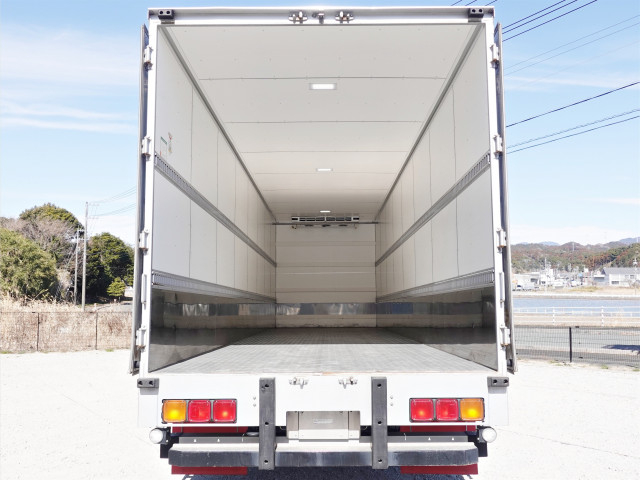 いすゞ ギガ 大型 冷蔵冷凍バン 2PG-CXY77DJ(100751) 18枚目