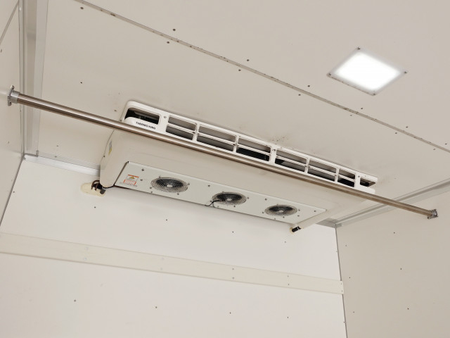 いすゞ ギガ 大型 冷蔵冷凍バン 2PG-CXY77DJ(100751) 20枚目