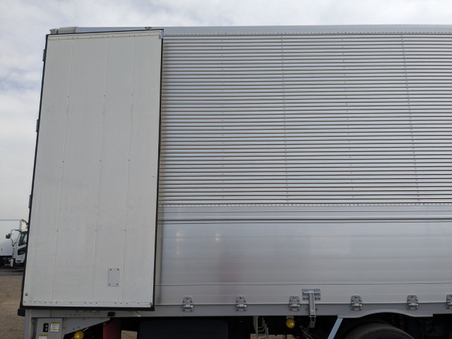 いすゞ ギガ 大型 ウィング 2PG-CYJ77D(100750) 28枚目