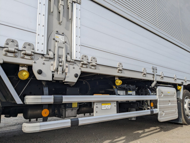 いすゞ ギガ 大型 ウィング 2PG-CYJ77D(100750) 33枚目