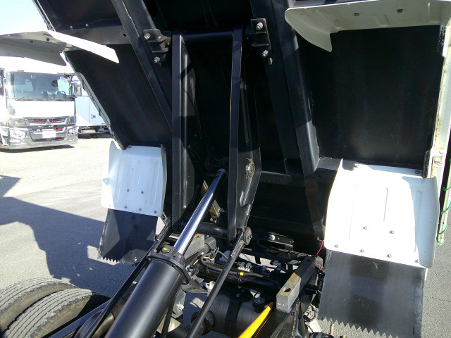 三菱ふそう キャンター 小型 土砂ダンプ 2RG-FBA30(100757) 12枚目