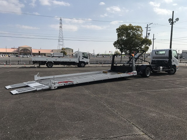 トヨタ ダイナ 小型 キャリアカー 2KG-XZU722(100761) 6枚目