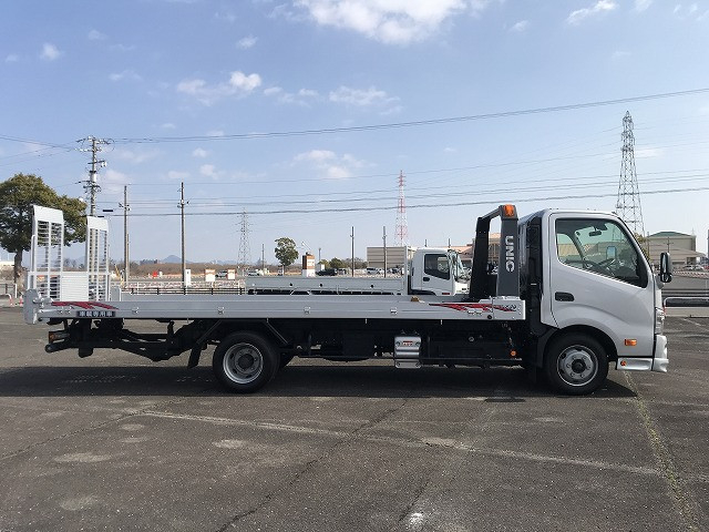 トヨタ ダイナ 小型 キャリアカー 2KG-XZU722(100761) 15枚目