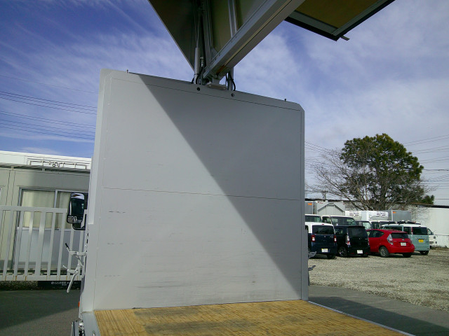 トヨタ ダイナ 小型 ウィング 2RG-XZC645(100763) 15枚目