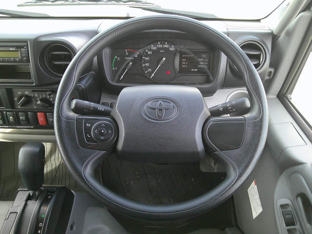 トヨタ ダイナ 小型 ウィング 2RG-XZC645(100763) 17枚目