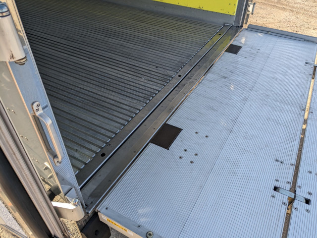 日野 レンジャー 中型 冷蔵冷凍バン 2KG-FD2ABG(100766) 11枚目