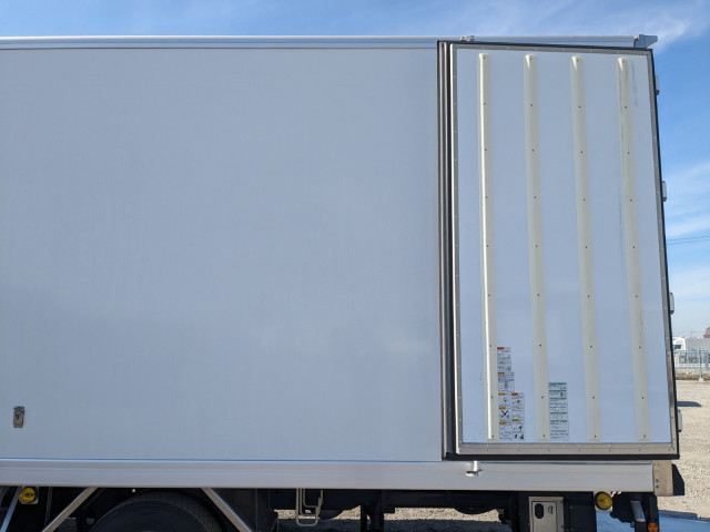 日野 レンジャー 中型 冷蔵冷凍バン 2KG-FD2ABG(100766) 23枚目