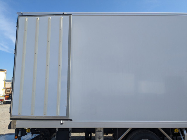 日野 レンジャー 中型 冷蔵冷凍バン 2KG-FD2ABG(100766) 30枚目