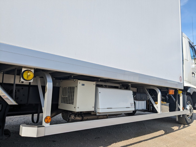 日野 レンジャー 中型 冷蔵冷凍バン 2KG-FD2ABG(100766) 33枚目