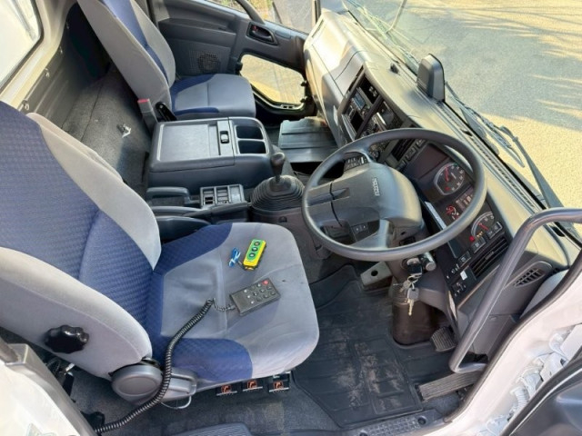 いすゞ フォワード 中型 冷蔵冷凍バン 2PG-FRR90T2(100767) 23枚目