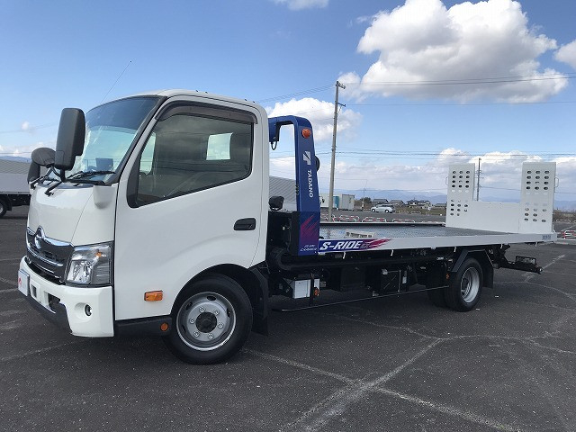 日野 デュトロ 小型 キャリアカー 2RG-XZU722M(100770) 9枚目