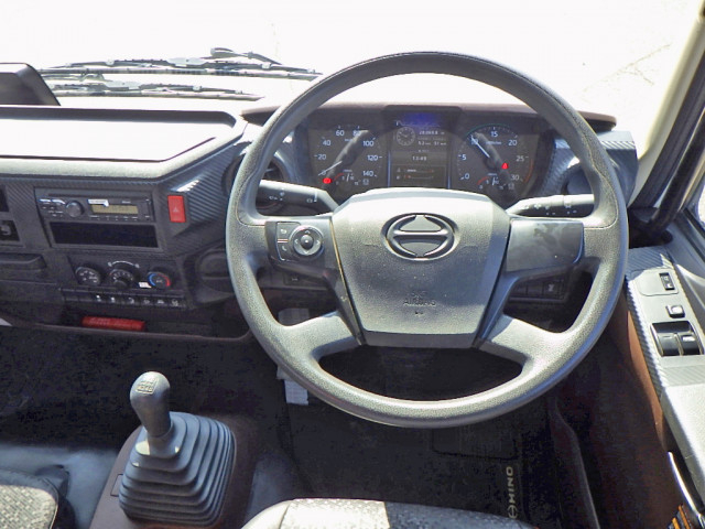 日野 レンジャー 中型 平ボディ（クレーン付） 2KG-FC2ABA(100771) 14枚目