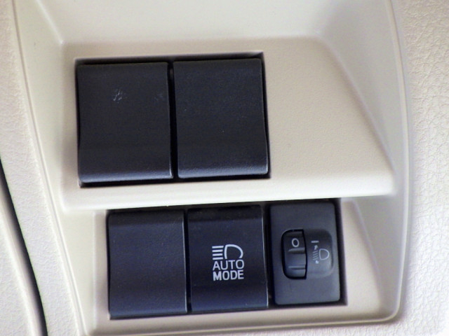 日野 レンジャー 中型 平ボディ（クレーン付） 2KG-FC2ABA(100771) 21枚目