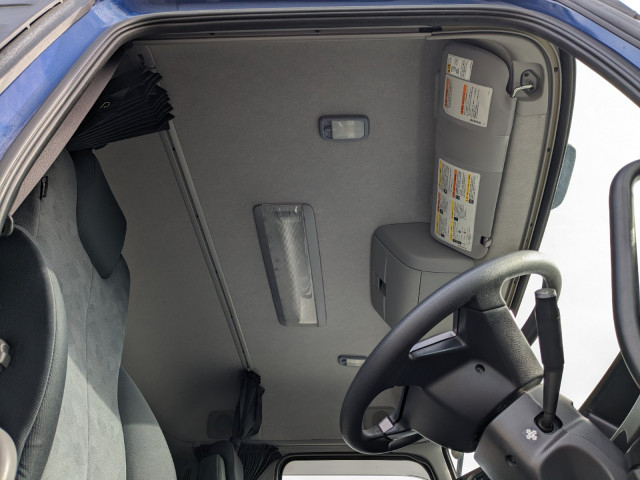 UDトラックス（日産） クオン 大型 冷蔵冷凍バン 2PG-CD5CE(100772) 38枚目