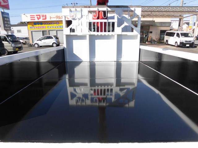 いすゞ エルフ 小型 平ボディ（クレーン付） 2RG-NMR88R(100776) 18枚目