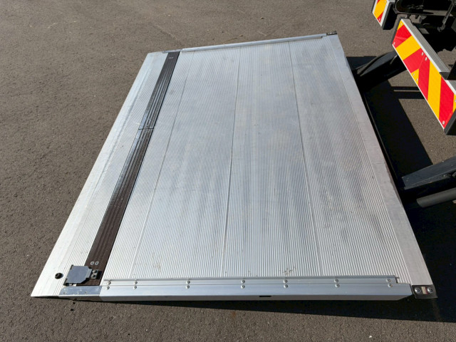 いすゞ エルフ 小型 バン 2RG-NPR88AN(100777) 21枚目