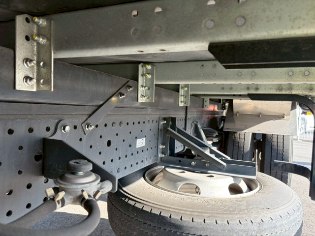 いすゞ エルフ 小型 バン 2RG-NPR88AN(100777) 24枚目