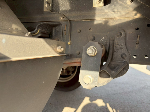 いすゞ エルフ 小型 バン 2RG-NPR88AN(100777) 28枚目