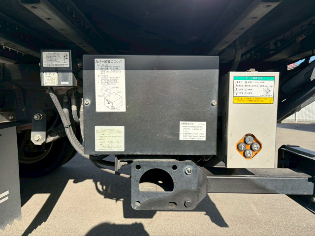 いすゞ エルフ 小型 バン 2RG-NPR88AN(100777) 29枚目