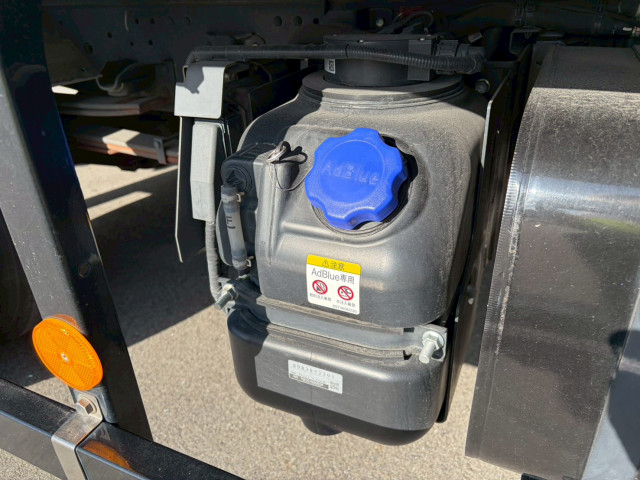 いすゞ エルフ 小型 バン 2RG-NPR88AN(100777) 33枚目