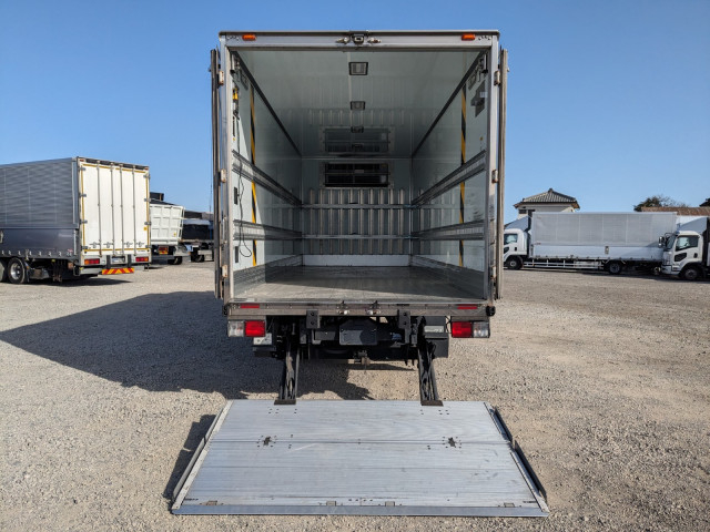 日野 レンジャー 中型 冷蔵冷凍バン 2KG-FC2ABA(100778) 8枚目